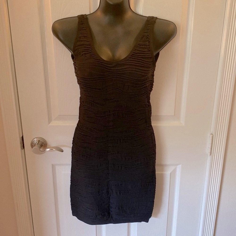 Stunning, sexy and so comfortable. Size s/m with lots of stretch.